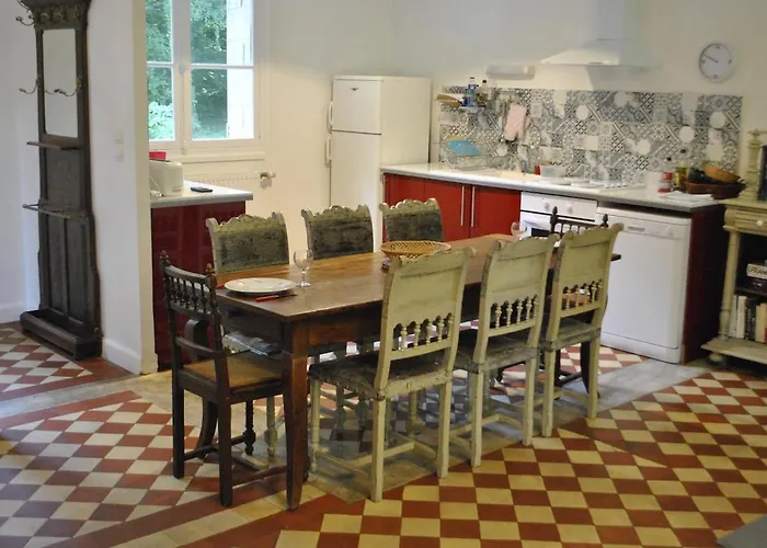 Du Chateau Des Chainees *