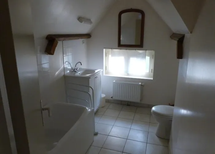 公寓 Du Chateau Des Chainees