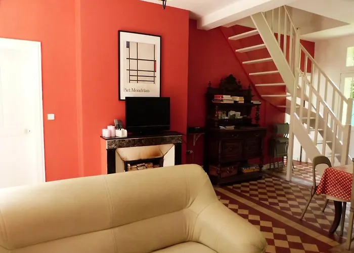 Du Chateau Des Chainees *